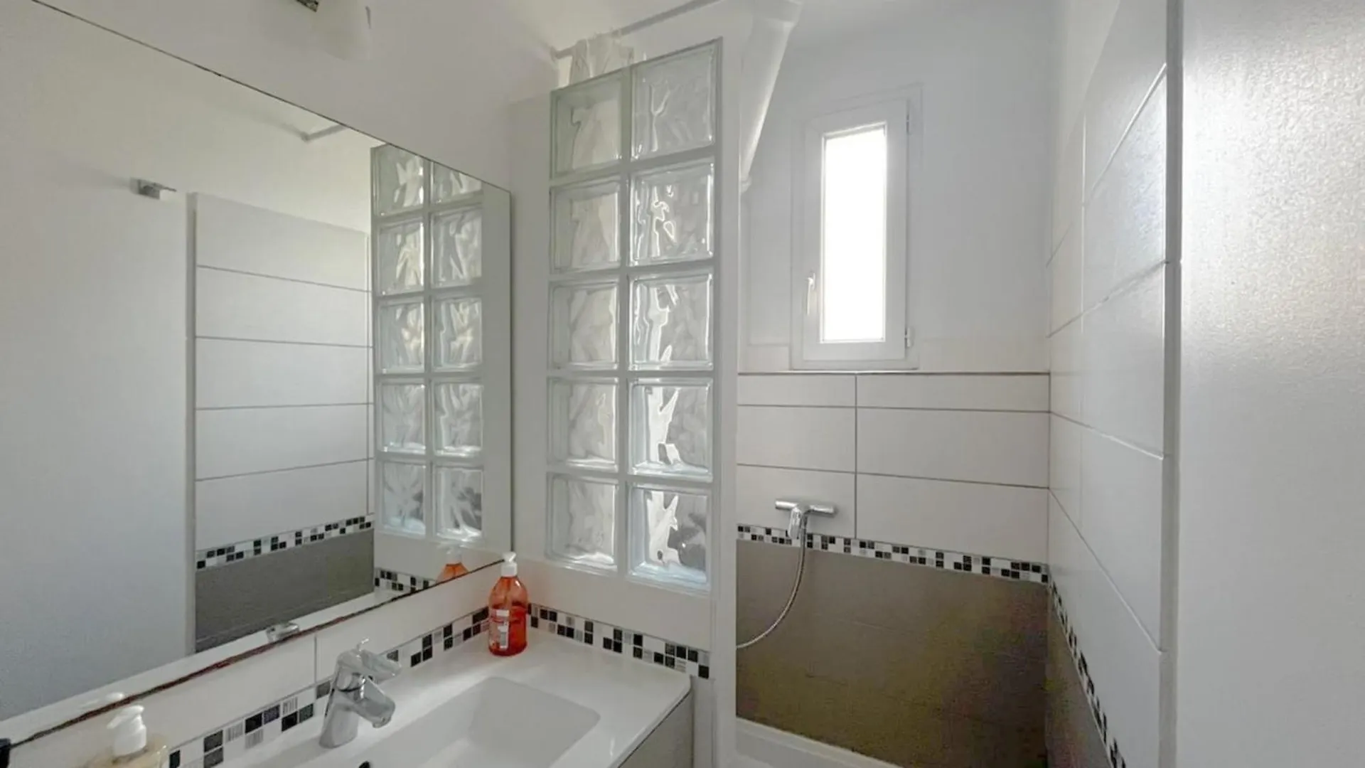 Flexliving - - Daumesnil Holiday home *